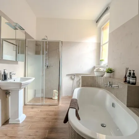 Charles Bridge Apartment *